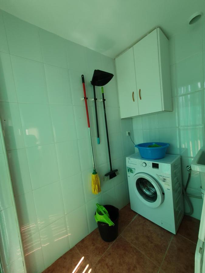 1ºa Escobar Apartment เนร์คา ภายนอก รูปภาพ