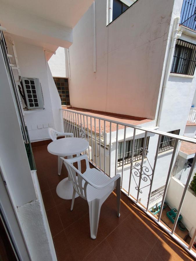 1ºa Escobar Apartment เนร์คา ภายนอก รูปภาพ